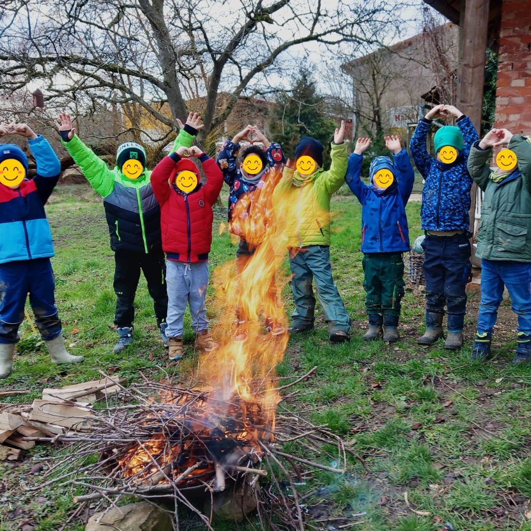Kindergeburtstag mit grillen am Feuer